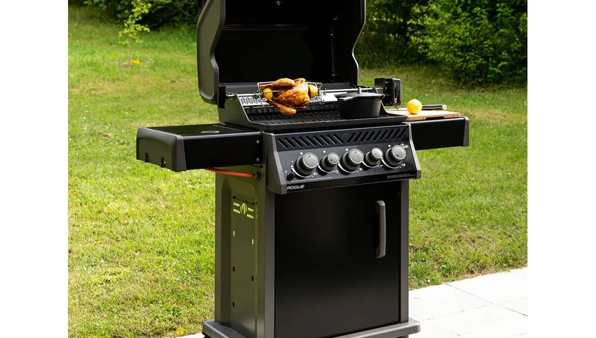 Napoleon Rogue RB 425 RSB Gazlı Barbekü