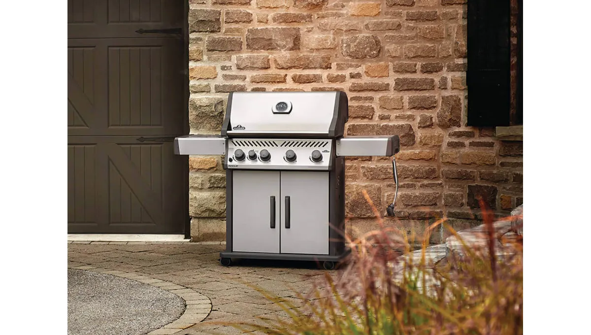 Napoleon Rogue XT 525 SIB Gazlı Barbekü