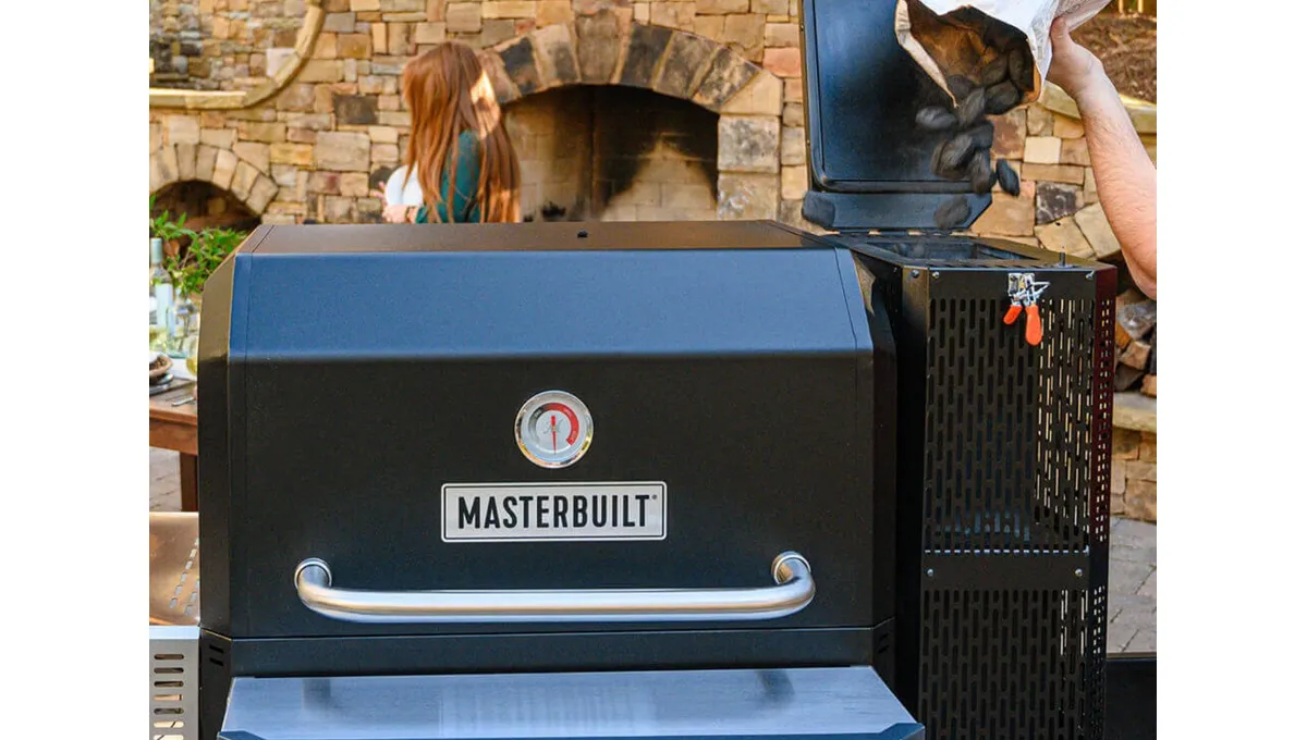 Masterbuilt Gravity Serisi 1050 Dijital Kömürlü Smoker Barbekü